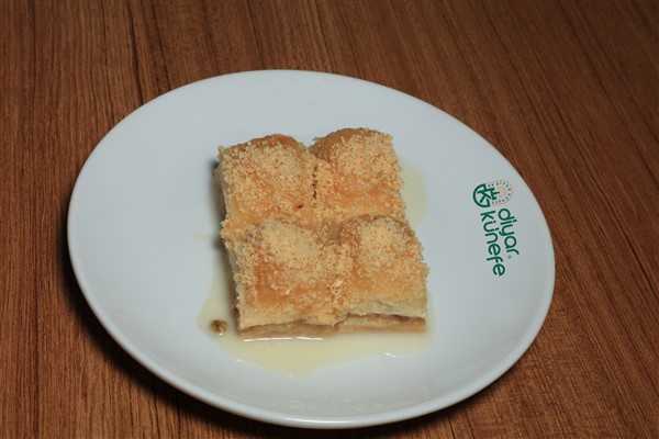 Sütlü Nuriye